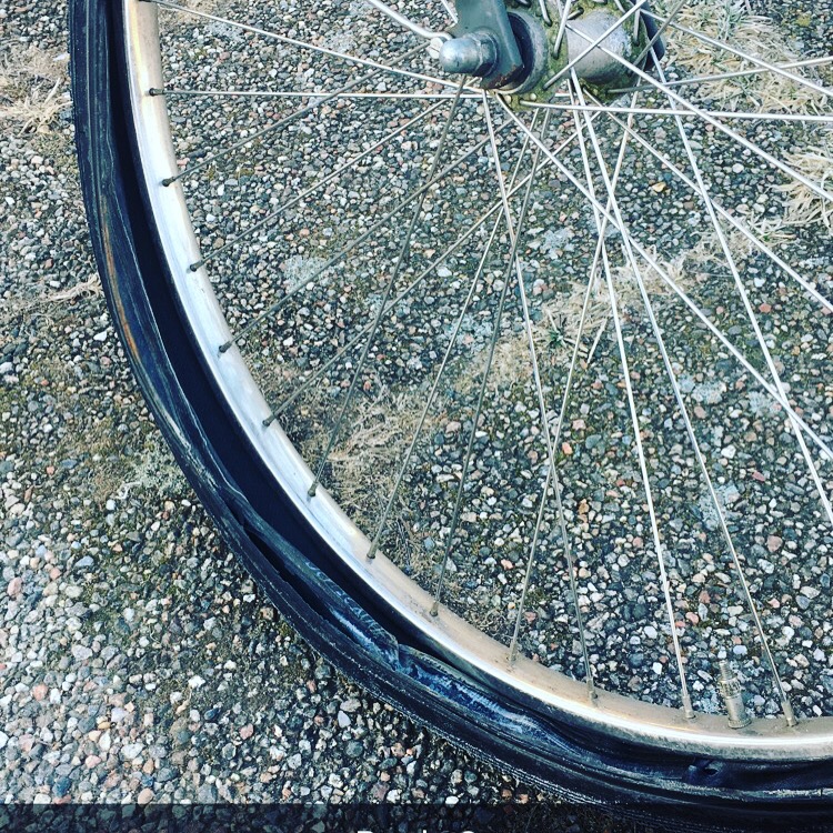 Punktering på fel&nbsp;däck