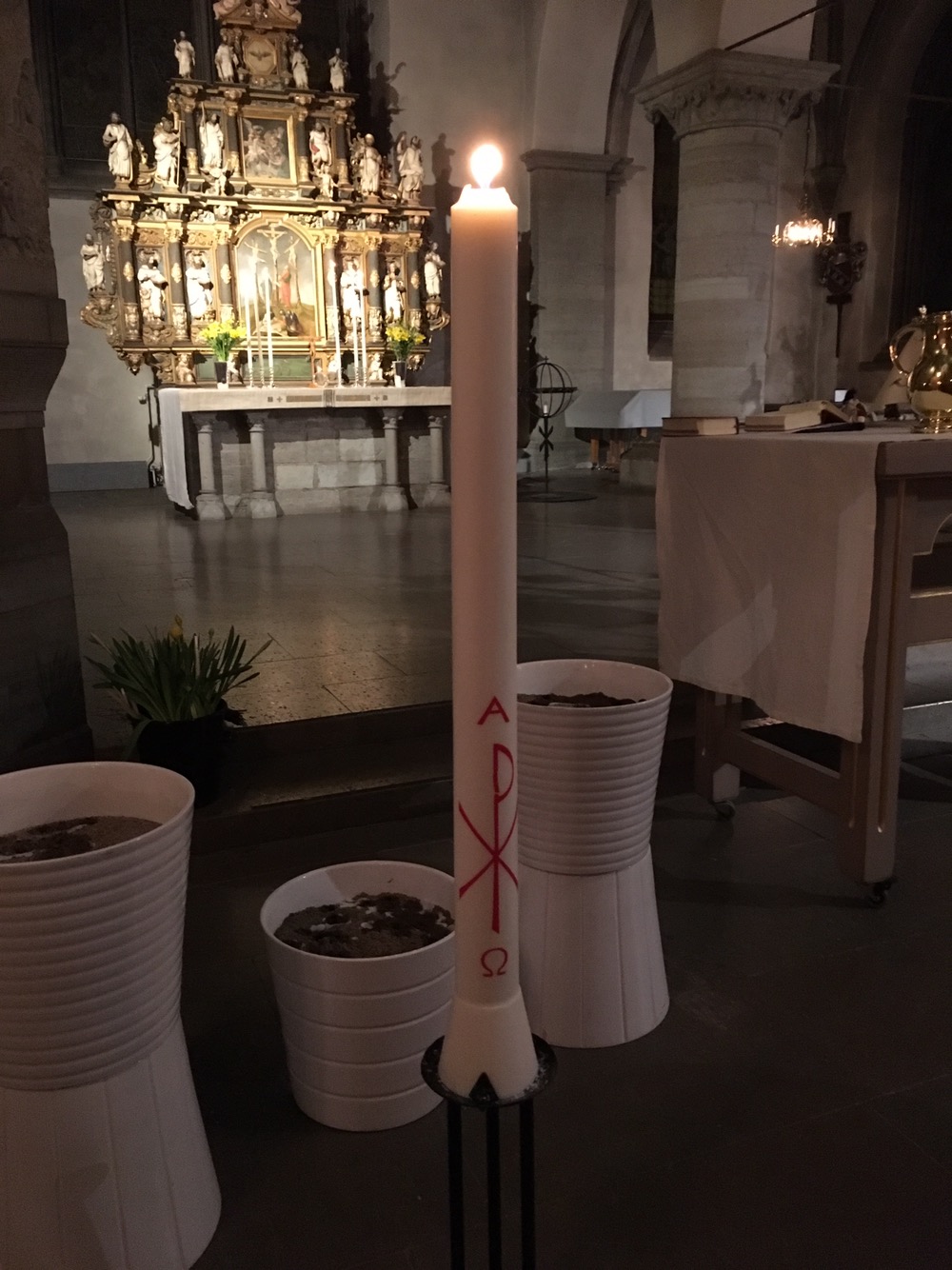 Påsknattsmässa.
